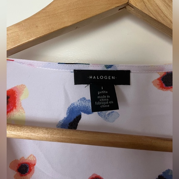 Halogen wrap top v-neck white printed petite Large L nordstrom - Picture 3 of 3